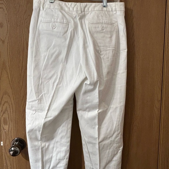 White Capris - Picture 3 of 4